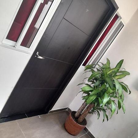 Apartaestudios El Jardin 2 Кали Номер фото